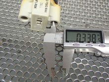 Load image into Gallery viewer, Micro Switch 11NF1-RBK Oiltight Fluidic Indicator 30PSIG Max New Old Stock
