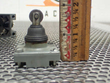 Load image into Gallery viewer, Cutler-Hammer Micro Switch E51RN, Switch W/ Z16065, E50SAN, E50DT3 &amp; LSZ4009
