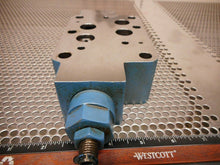 Load image into Gallery viewer, Rexroth Z2 FS 16-31/S2/V R900473688 Valve &amp; Plate Used Nice Shape With Warranty
