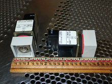 Load image into Gallery viewer, Allen Bradley 800MS-X0 Ser A Pushbuttons W/ 800M-XD1 Ser B No Caps (Lot of 2)
