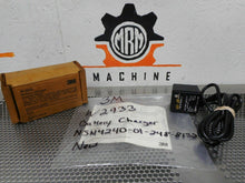 Load image into Gallery viewer, 3M W-2933 Battery Charger 115VAC 60Hz 15W 6VDC 450mA New In Box
