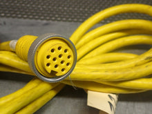 Load image into Gallery viewer, Mencom MIN-12FP-12-18 Cable Female Connector Used With Warranty See All Pics
