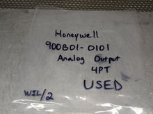 Load image into Gallery viewer, Honeywell 900B01-0101 Analog Output Module 4PT Used With Warranty See All Pics
