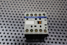 Load image into Gallery viewer, Telemecanique CA3KN31BD 24VDC Control Relay New Old Stock
