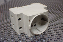 Load image into Gallery viewer, Hager SN016 564 016 USED Electrical Socket For DIN Rail
