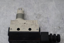 Load image into Gallery viewer, Omron ZE-NA2-2S Limit Switch AC-15 2A/125V DC-12 2A/48V New Old Stock (Lot of 3)
