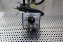 Load image into Gallery viewer, Honeywell H49B10092 120/240VAC Humidistat Controller Used With Warranty
