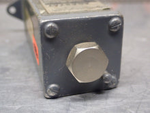 Load image into Gallery viewer, AGASTAT 2122-D-H2RH60 110VDC 60Sec Timing Relay Used With Warranty
