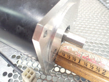 Load image into Gallery viewer, TORQUE SYSTEMS ME3528-547C 0 PM Servo Motor 1/2&quot; Shaft Genlty Used With Warranty
