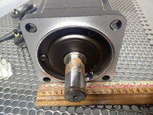 Load image into Gallery viewer, Omron R88M-W75030T 750W 200V 4.4A 2.39Nm 3000 R/min Servo Motor Used W/ Warranty
