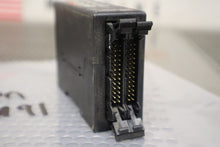 Load image into Gallery viewer, Omron V680-HAM91 Module 24VDC 0.15A Used With Warranty See All Pictures
