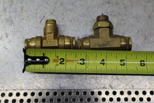 Load image into Gallery viewer, Parker Miscellaneous Brass Tee Connector Fittings New (Lot of 7) See All Pics
