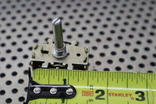 Load image into Gallery viewer, (Lot of 22) Miscellaneous Potentiometers New &amp; Used With Warranty See All Pics
