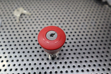 Load image into Gallery viewer, Siemens 3SU1050-1HF20-0AA0 Red Push Button Operator Keyed Switch New Old Stock
