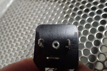 Load image into Gallery viewer, .9100 ESC-K-MT-230-BJ 230V 50/60Hz 7W 1256123 7820361 Solenoid Coil New No Box
