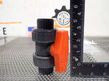 Load image into Gallery viewer, Colonial Engineering V08102N 3/4&quot; Full Block True Union Ball Valve New Old Stock
