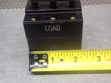 Load image into Gallery viewer, Heinenmann AM333MG6 Circuit Breaker 10A 125VAC Cur 5 New Old Stock

