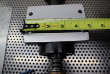 Load image into Gallery viewer, Air Expanding Shaft 0-29&quot; Used With Warranty See All Pictures
