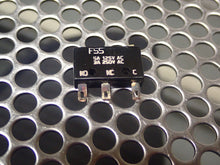 Load image into Gallery viewer, ALCO F55 Snap Switches 5A 125VAC 3A 250VAC New Old Stock (Lot of 25)
