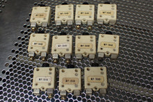 Load image into Gallery viewer, Mechanical Products MP-1648 1648-004-06008 60A Circuit Breakers Used (Lot of 11)
