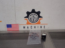 Load image into Gallery viewer, Allen Bradley 800MR-HX4B Ser A Selector Switch &amp; 800M-XA Contact Used (No Knob)

