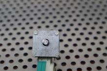 Load image into Gallery viewer, ACCORD SR-407 PSS-23 P385-8-XN Rotary Switches New Old Stock (Lot of 2)
