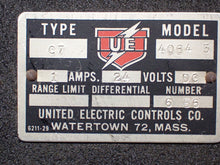 Load image into Gallery viewer, United Electric Type C7 Model 4064 3 Pressure Switch 1A 24VDC Used (Lot of 2)
