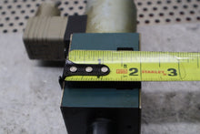 Load image into Gallery viewer, Bosch 0 810 091 212 Control Valve 315bar With (1) 1 837 001 227 Coil 24VDC Used
