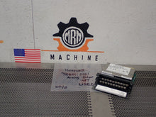 Load image into Gallery viewer, Honeywell 900B01-0101 Analog Output Module 4PT Used With Warranty See All Pics
