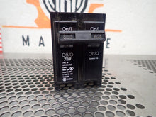 Load image into Gallery viewer, Thomas &amp; Betts TB220 Circuit Breaker 20A 120/240VAC 2-Pole New Old Stock
