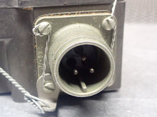 Load image into Gallery viewer, SWI PS-5109-D210 Pressure Switch NA5-26200-1C Used With Warranty
