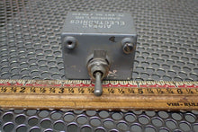 Load image into Gallery viewer, Airpax AP 112-R 020-235-0049 5A 240V Frequency 400 Circuit Breaker Used Warranty

