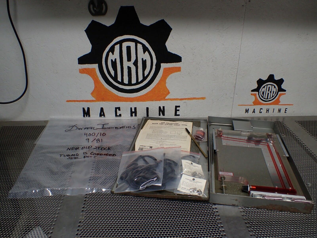 Dwyer Instruments 400/10 9/81 Air Velocity Meter New Old Stock See All Pictures