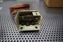 Load image into Gallery viewer, Barber Colman TC-5141 Low Temperature Duct Thermostat 34-60F New See All Pics
