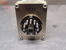 Load image into Gallery viewer, Midland Ross 615-42C0A4 Relay 24VDC 11-Pin Used With Warranty
