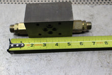 Load image into Gallery viewer, 819867468 FL Manifold Valve Block Used With Warranty See All Pictures
