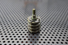 Load image into Gallery viewer, 259-1822-00 Rotary Switch New Old Stock See All Pictures
