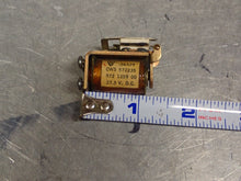 Load image into Gallery viewer, Collins 504-0500-003 28VDC 300Ohms Relays New Old Stock (Lot of 2)
