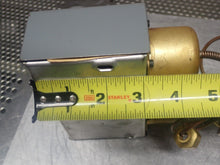 Load image into Gallery viewer, PENN 271AP12 Model 2303 Ser B60 Pressure Control Used With Warranty
