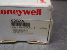 Load image into Gallery viewer, Honeywell 92CX5 Explosion Proof Limit Switch New Old Stock
