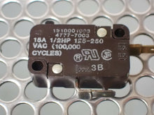 Load image into Gallery viewer, McGill 1910001003 4777-7003 Snap Switch 15A 1/2HP 125-250VAC New (Lot of 10)
