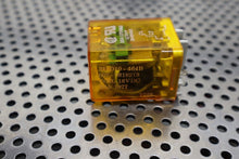 Load image into Gallery viewer, 211D10-464B 007-9818213 Relays 18VDC Coil New Old Stock (Lot of 5)
