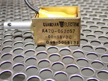 Load image into Gallery viewer, Guardian Electric A420-062057-00-18VDC 006-5065132 Solenoids New (Lot of 10)
