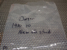 Load image into Gallery viewer, Dwyer 1910-10 Pressure Switch 15A 125, 250 Or 480VAC New Old Stock See All Pics
