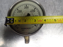 Load image into Gallery viewer, ASHCROFT 2C466 1008 Pressure Gauge 0-600PSI New Old Stock
