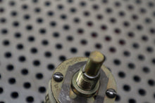 Load image into Gallery viewer, 259-1822-00 Rotary Switch New Old Stock See All Pictures
