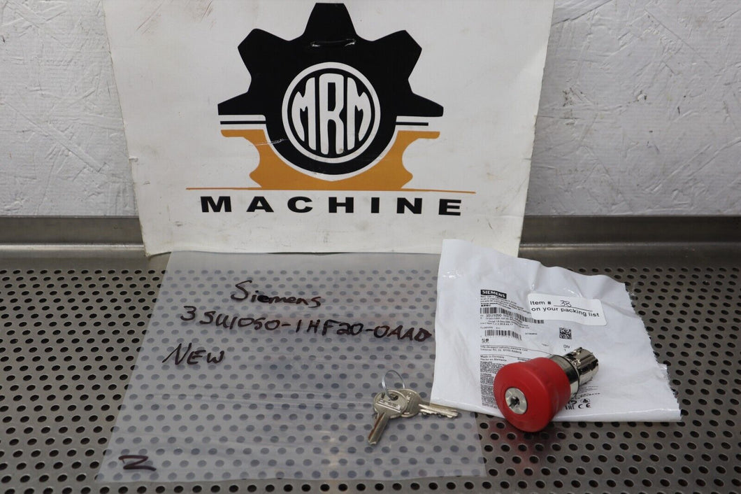 Siemens 3SU1050-1HF20-0AA0 Red Push Button Operator Keyed Switch New Old Stock