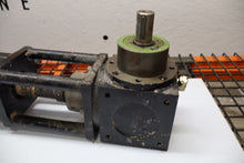 Load image into Gallery viewer, BOSCH 1070914616 0133500406 SE-B4.130.030-10.000 Servo Motor &amp; Vogel Type K25

