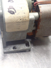 Load image into Gallery viewer, Barber Colman YAA-215-1 Gear Head Motor 220VAC 300RPM Used With Warranty
