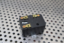 Load image into Gallery viewer, NCR 91252-1660A 006-0890009-A Relays New Old Stock (Lot of 2)

